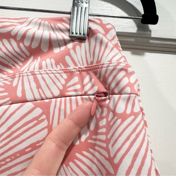Tommy Bahama Coral Pink Shell Golf Tennis Pickleball Skort Small tropical summer - Picture 8 of 9